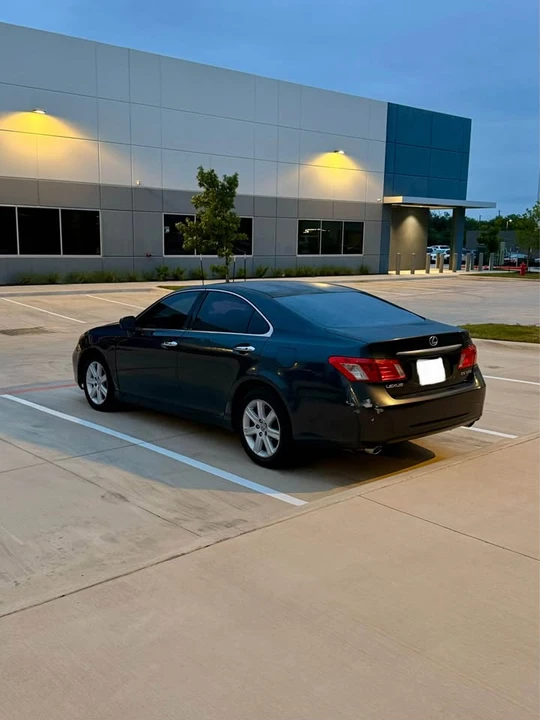 2008 Lexus ES 5th Gen - Image 7 of 17