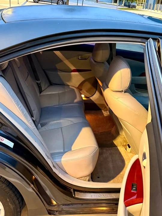 2008 Lexus ES 5th Gen - Image 16 of 17