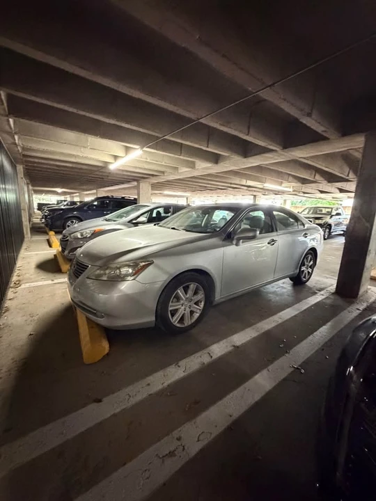 2008 Lexus ES 5th Gen - Image 4 of 6