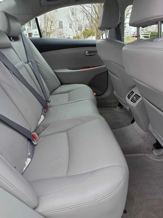 2008 Lexus ES 5th Gen - Image 11 of 16
