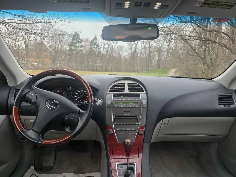 2008 Lexus ES 5th Gen - Image 15 of 16