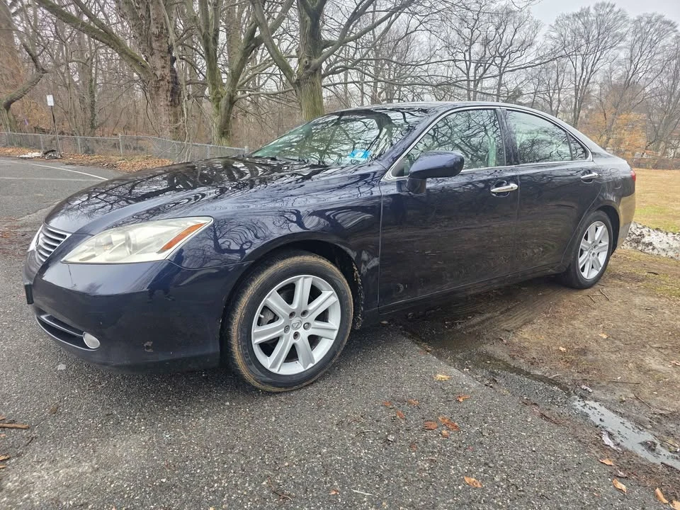 2008 Lexus ES 5th Gen - Image 2 of 16