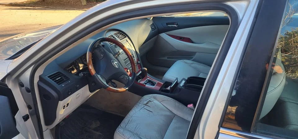 2008 Lexus ES 5th Gen - Image 7 of 9