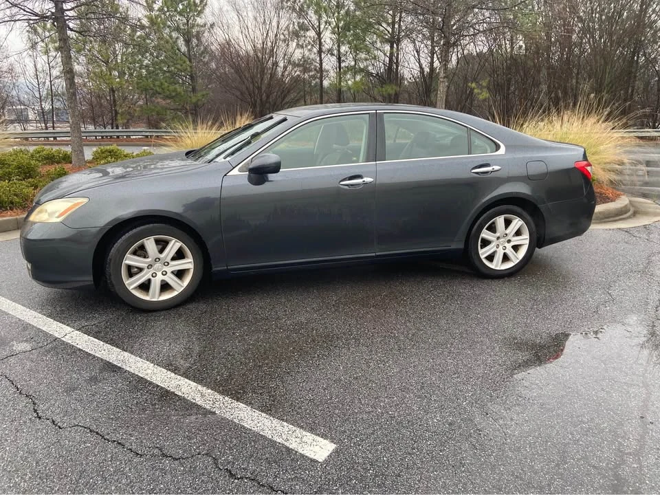 2008 Lexus ES 5th Gen - Image 3 of 8