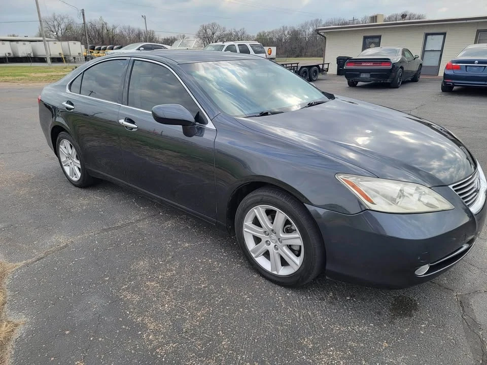 2008 Lexus ES 5th Gen - Image 3 of 13