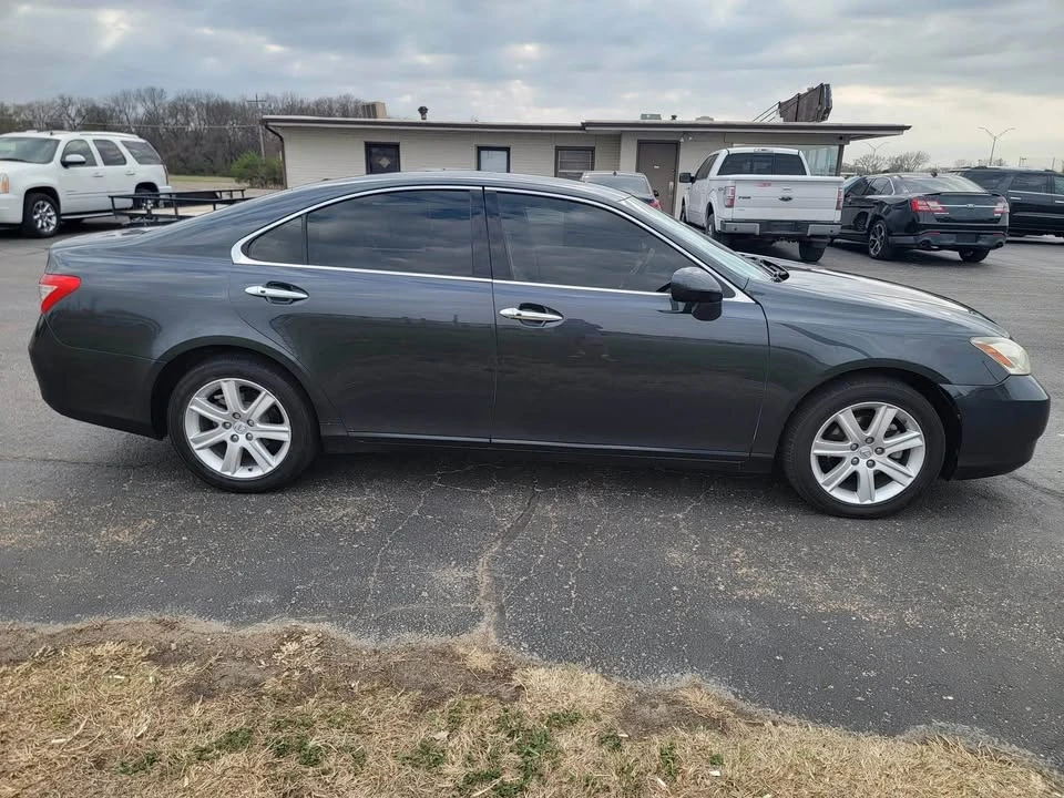 2008 Lexus ES 5th Gen - Image 4 of 13