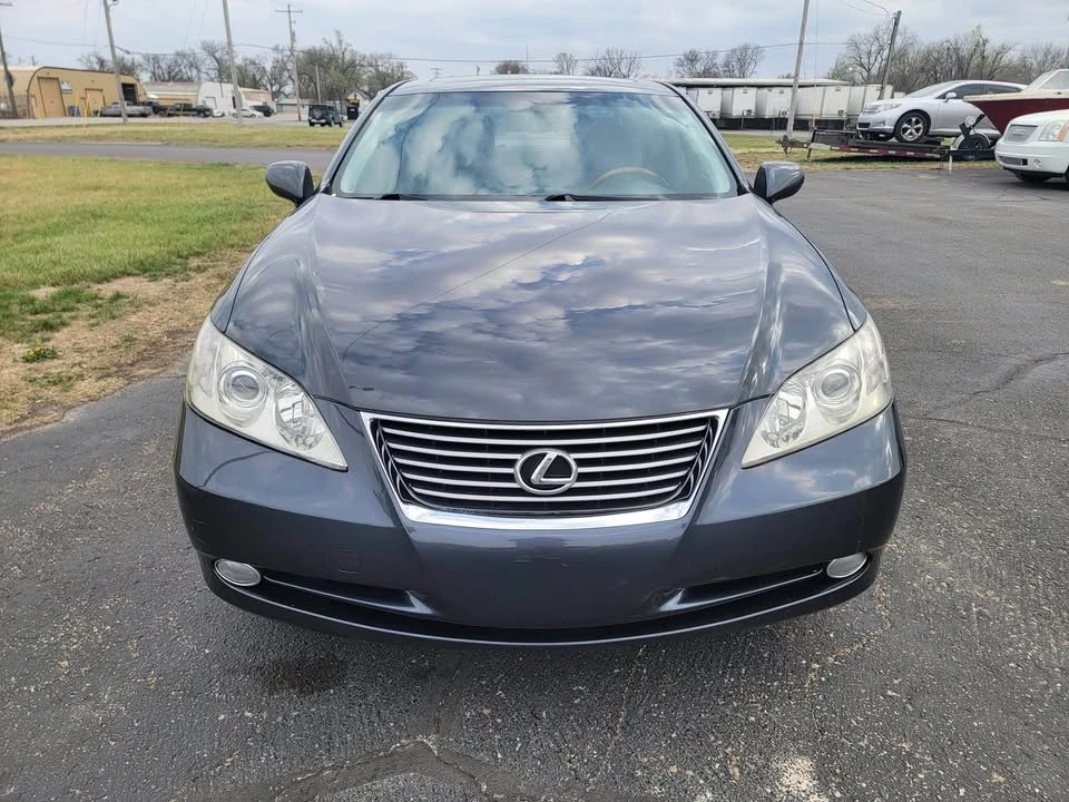 2008 Lexus ES 5th Gen - Image 2 of 13