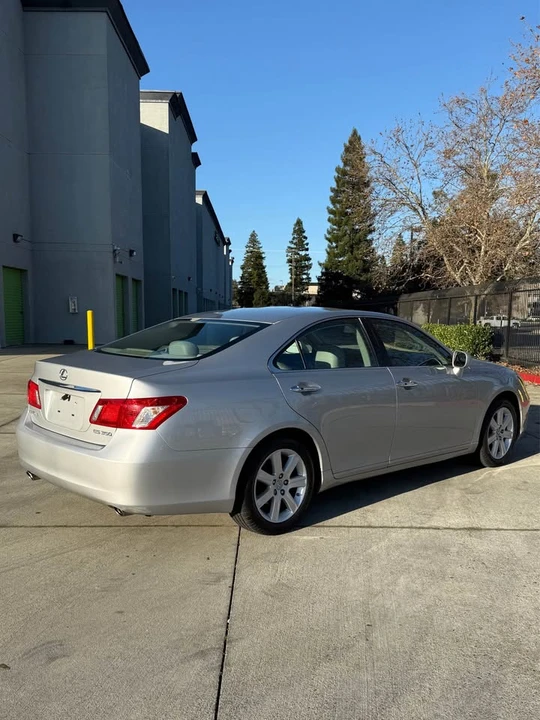 2008 Lexus ES 5th Gen - Image 3 of 19