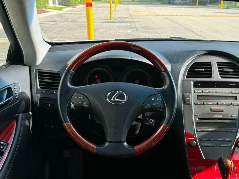 2008 Lexus ES 5th Gen - Image 8 of 10