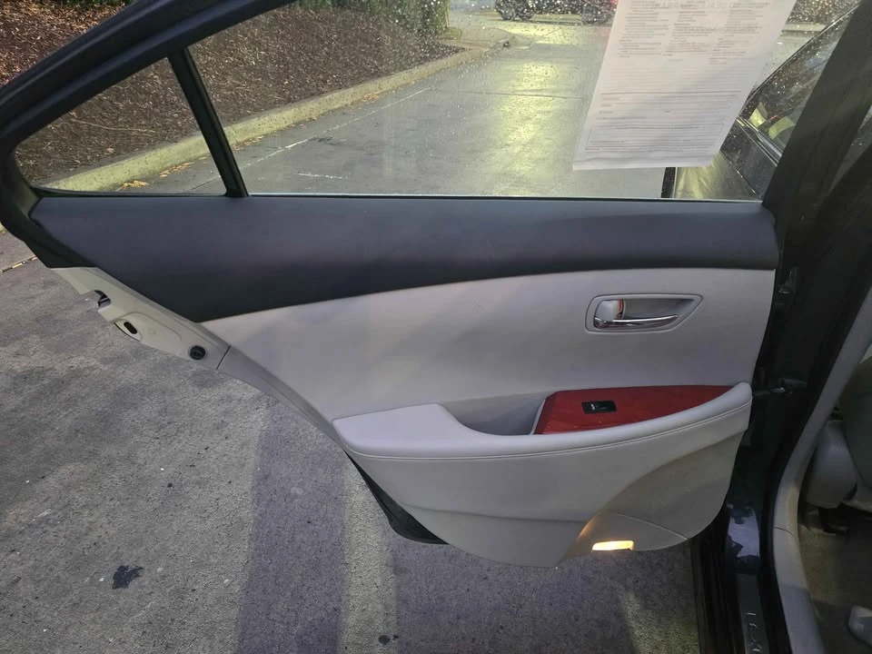 2008 Lexus ES 5th Gen - Image 11 of 19
