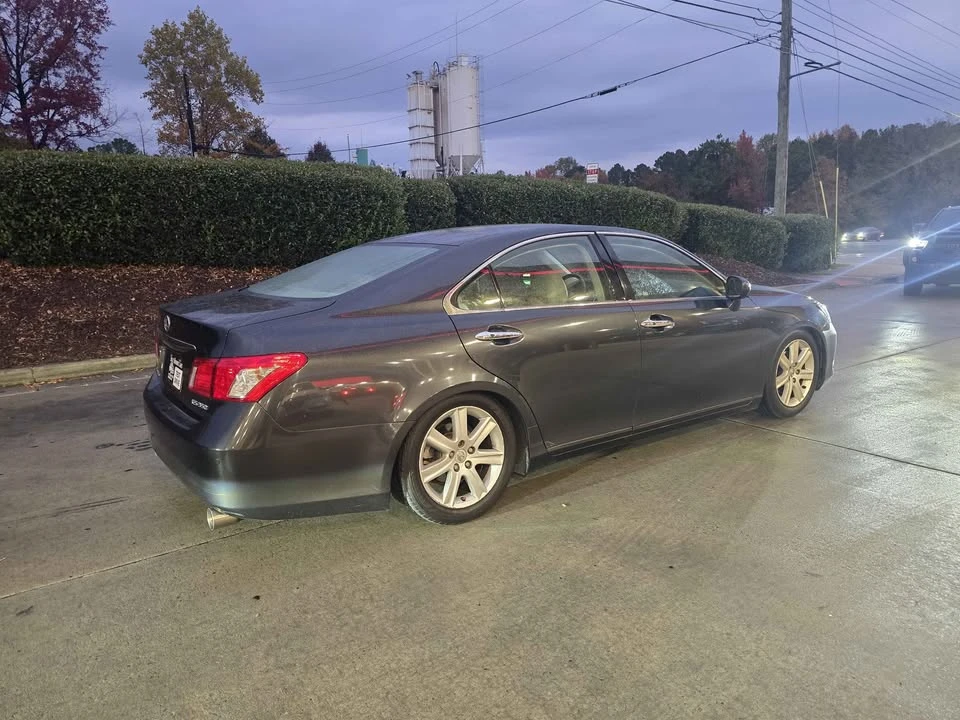 2008 Lexus ES 5th Gen - Image 8 of 19