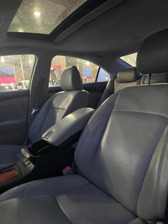 2008 Lexus ES 5th Gen - Image 11 of 17