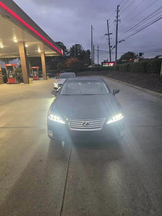 2008 Lexus ES 5th Gen - Image 12 of 17