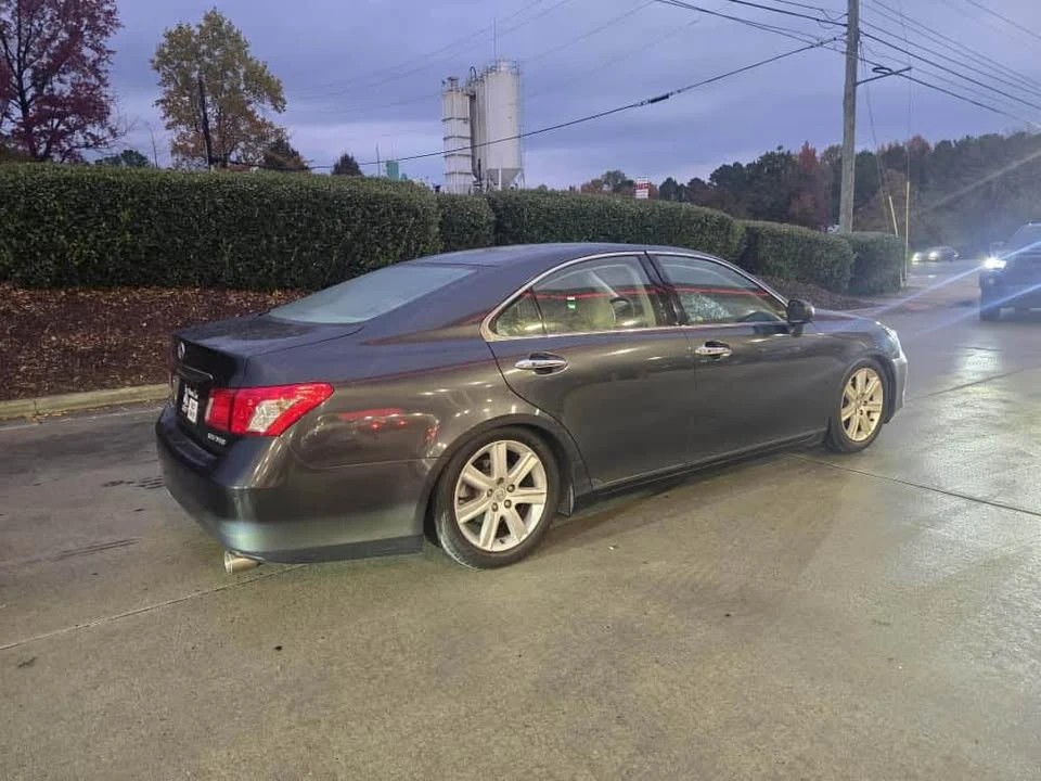 2008 Lexus ES 5th Gen - Image 14 of 17