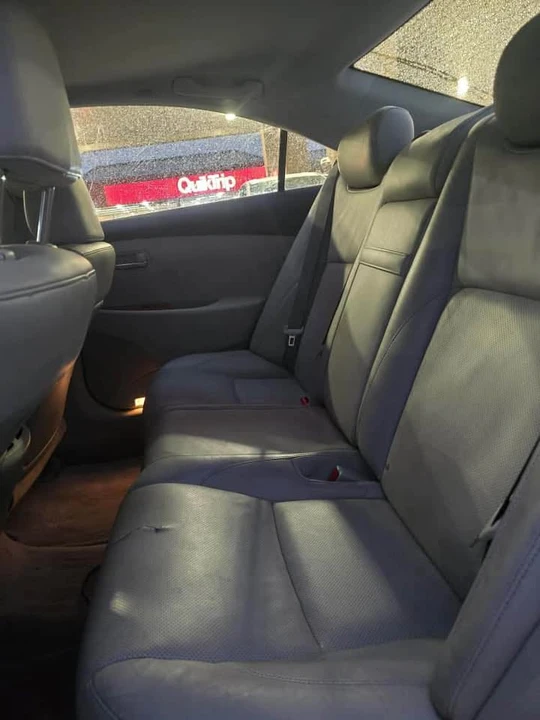 2008 Lexus ES 5th Gen - Image 13 of 17