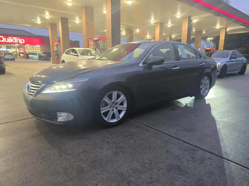 2008 Lexus ES 5th Gen - Image 4 of 17