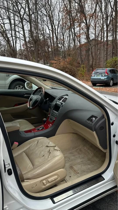 2008 Lexus ES 4th Gen - Image 7 of 9