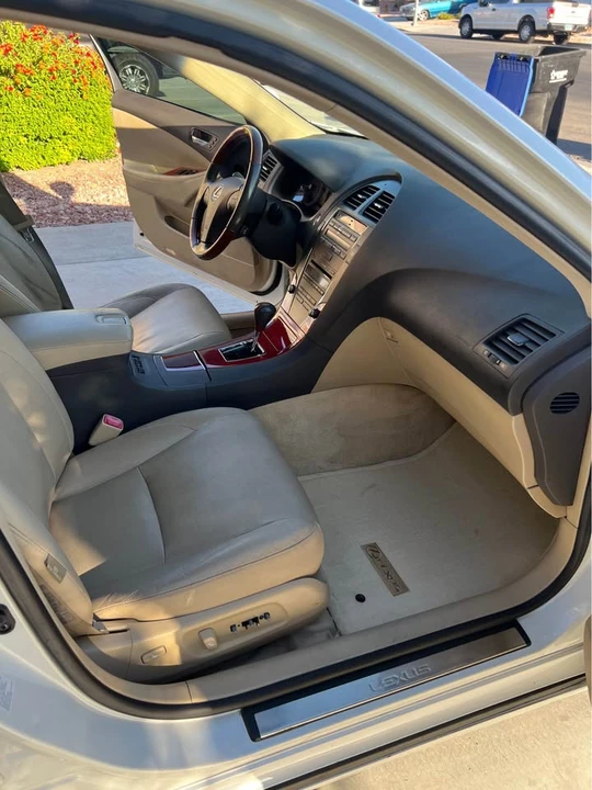2008 Lexus ES 5th Gen - Image 8 of 15