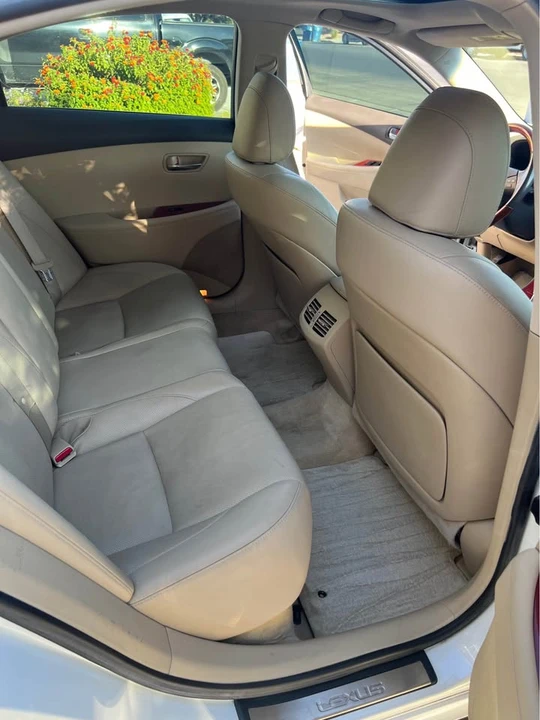 2008 Lexus ES 5th Gen - Image 9 of 15