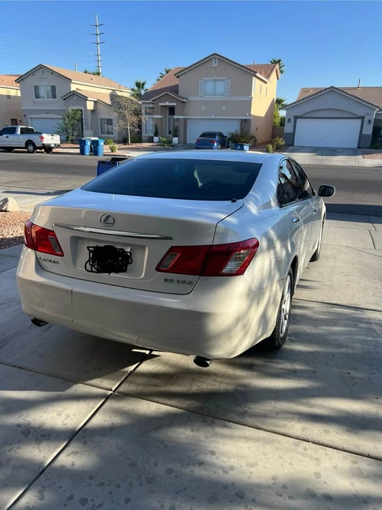 2008 Lexus ES 5th Gen - Image 3 of 15