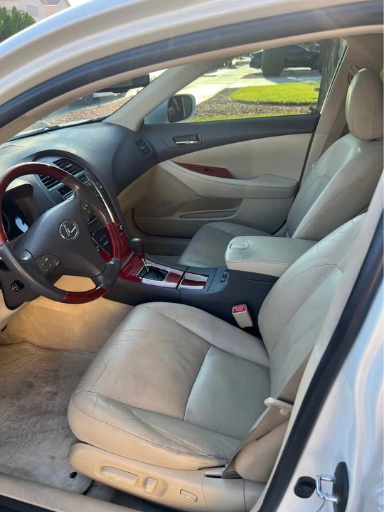 2008 Lexus ES 5th Gen - Image 6 of 15