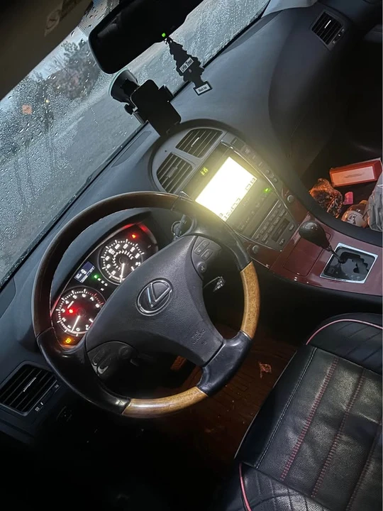 2008 Lexus ES 4th Gen - Image 6 of 10