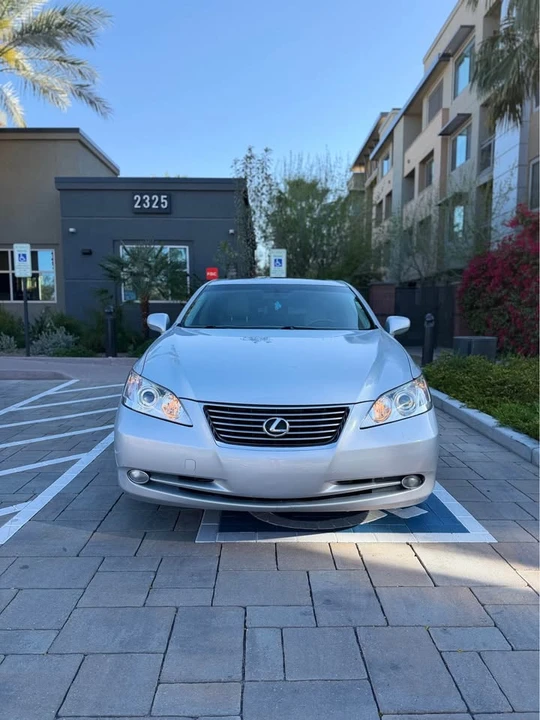 2008 Lexus ES 5th Gen - Image 2 of 20