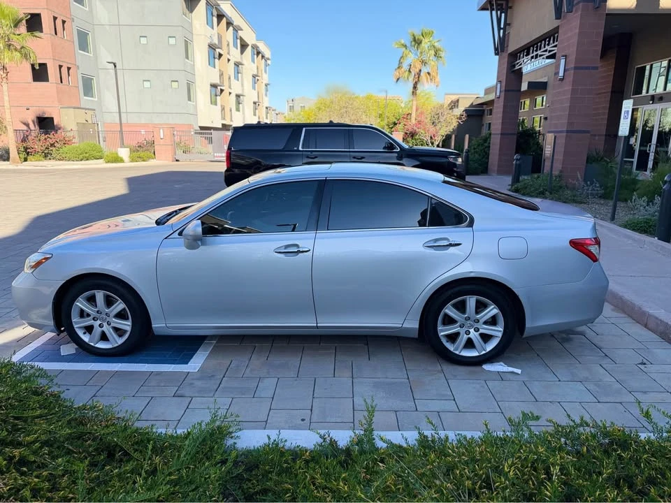 2008 Lexus ES 5th Gen - Image 7 of 20