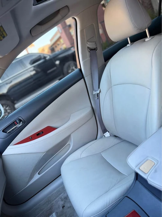 2008 Lexus ES 5th Gen - Image 17 of 20