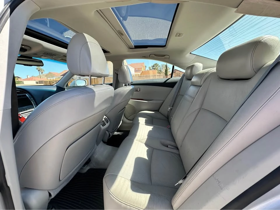 2008 Lexus ES 5th Gen - Image 15 of 20
