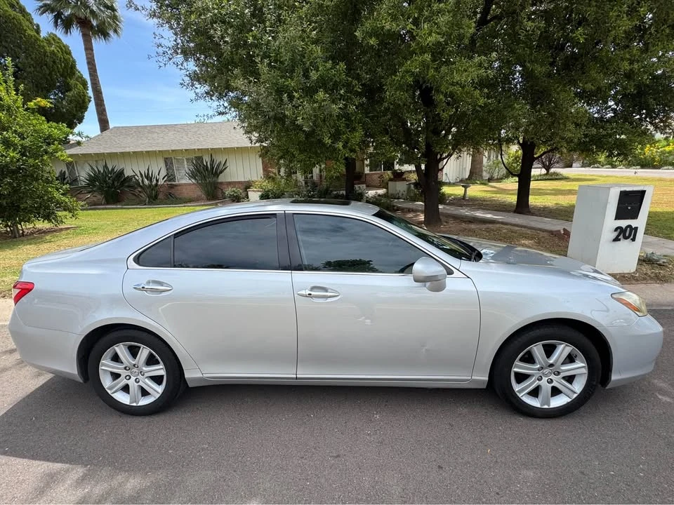 2008 Lexus ES 5th Gen - Image 6 of 12