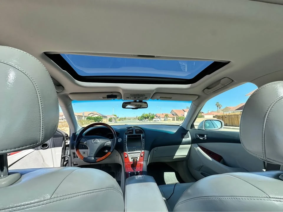 2008 Lexus ES 5th Gen - Image 13 of 20