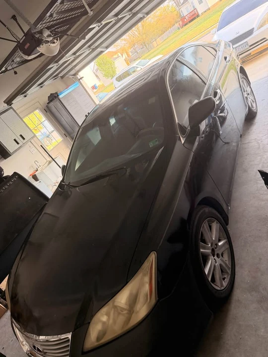 2008 Lexus ES 5th Gen - Image 2 of 2
