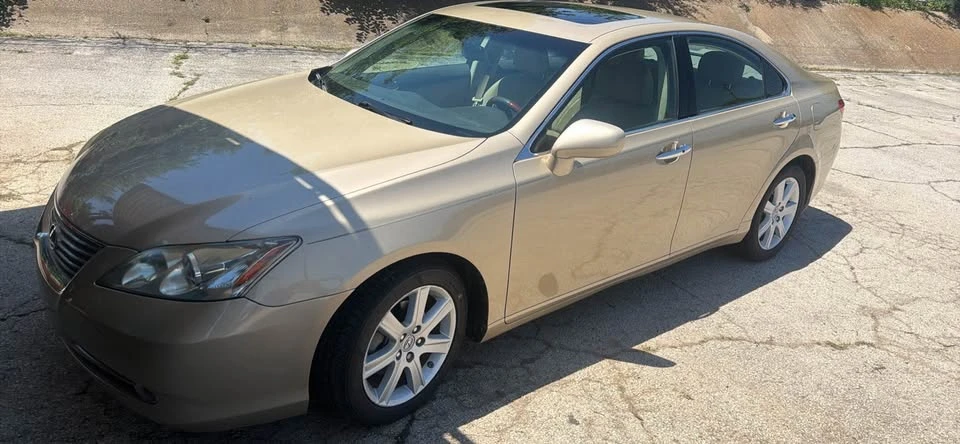 2008 Lexus ES 5th Gen - Image 2 of 7
