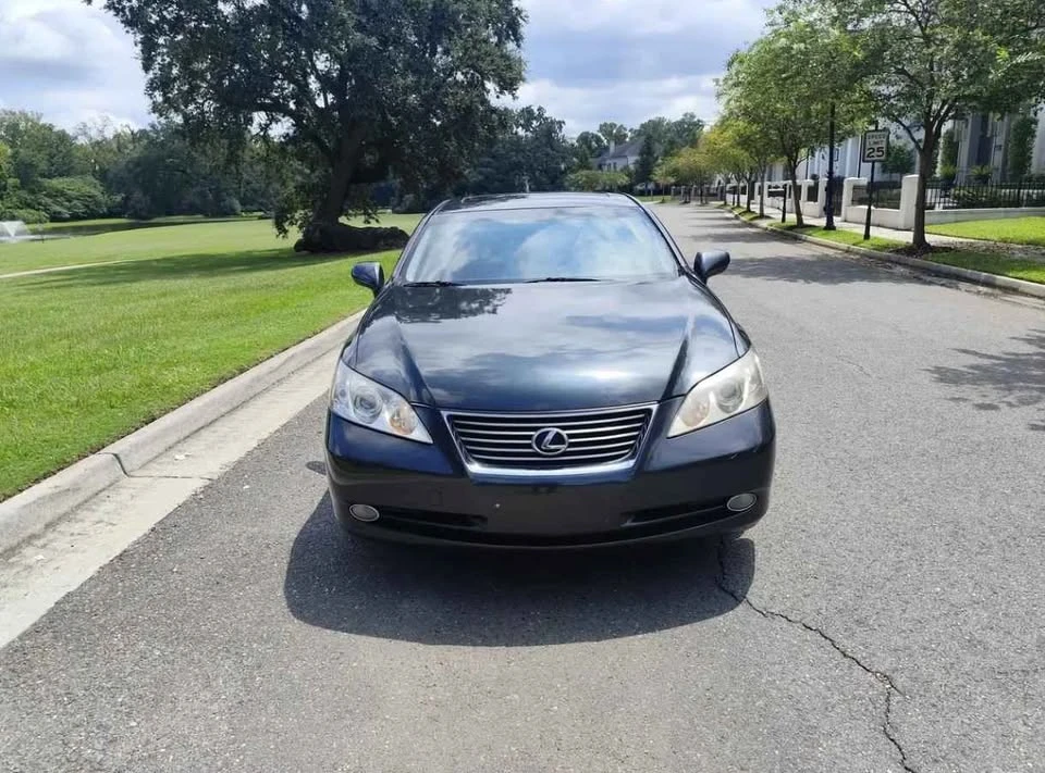 2008 Lexus ES 5th Gen - Image 5 of 12