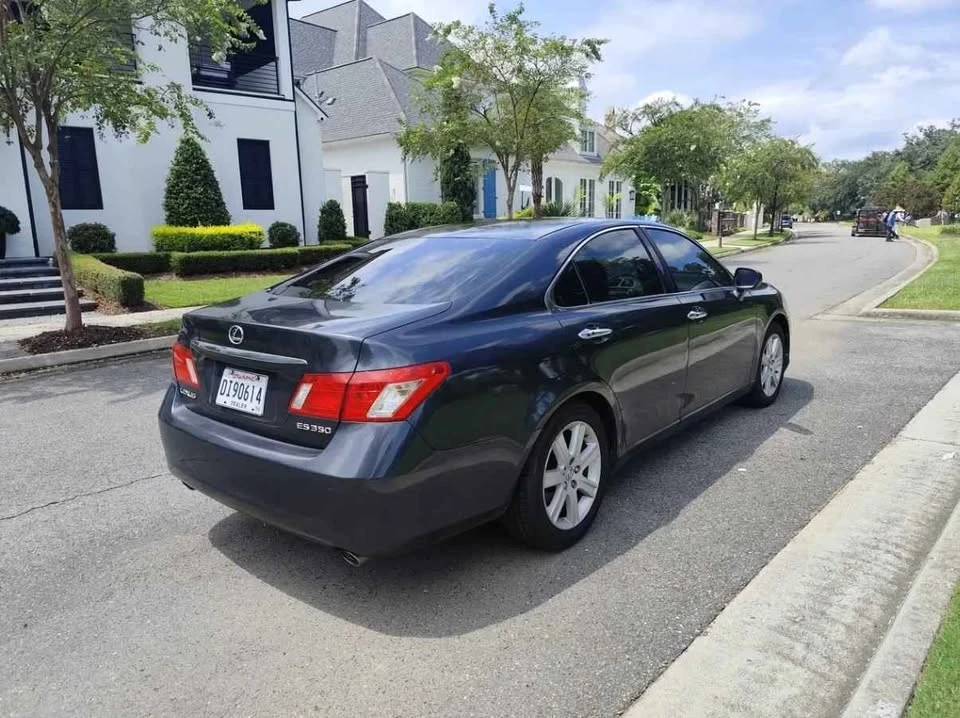 2008 Lexus ES 5th Gen - Image 4 of 12