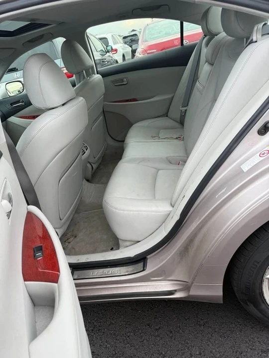 2008 Lexus ES 5th Gen - Image 4 of 15