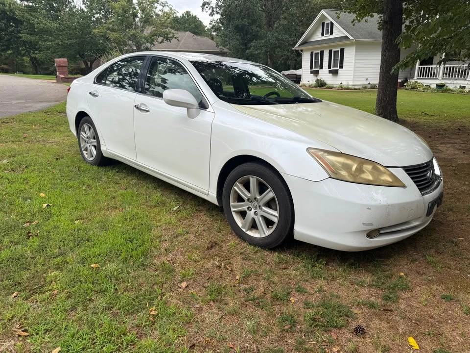 2008 Lexus ES 5th Gen - Image 2 of 6