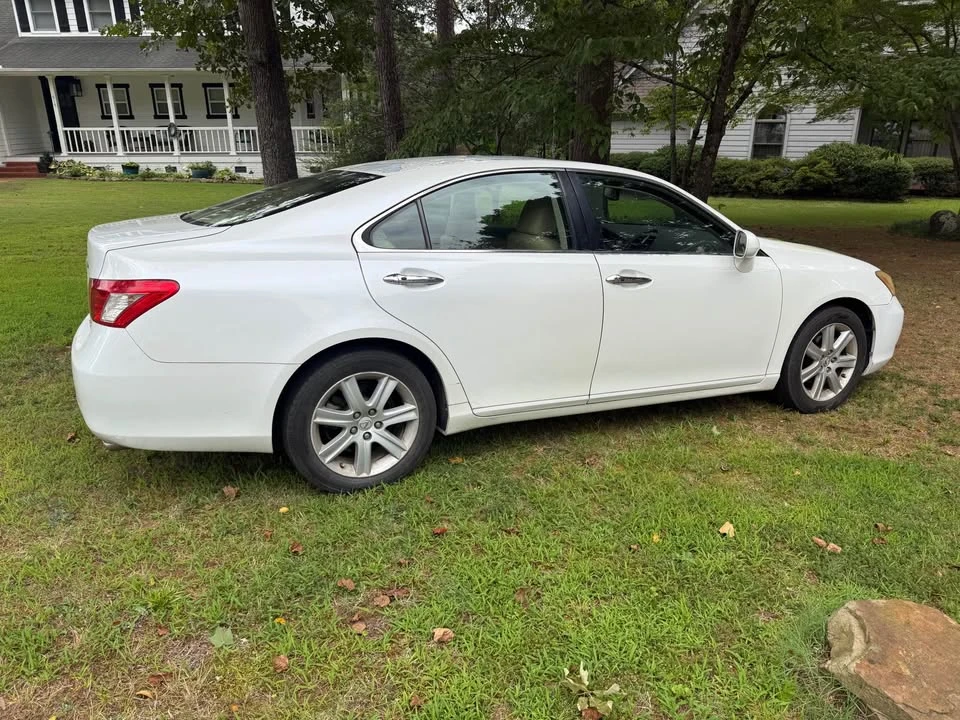 2008 Lexus ES 5th Gen - Image 3 of 6