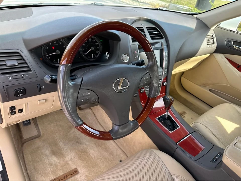 2008 Lexus ES 5th Gen - Image 6 of 9