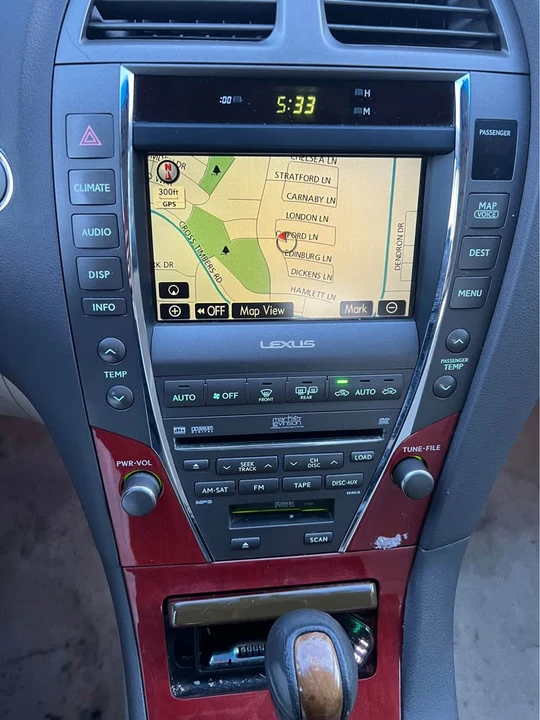 2008 Lexus ES 5th Gen - Image 8 of 13