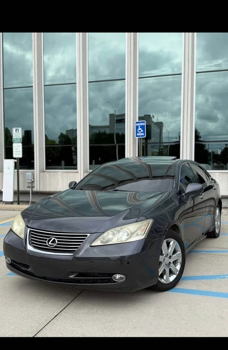 2008 Lexus ES 5th Gen - Image 3 of 11
