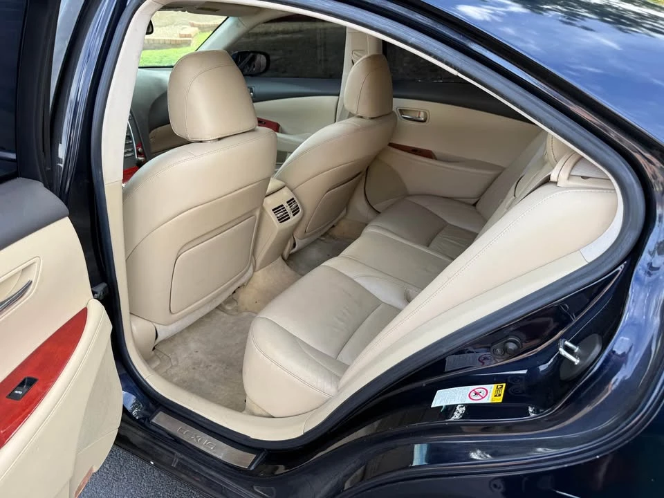 2008 Lexus ES 5th Gen - Image 10 of 12