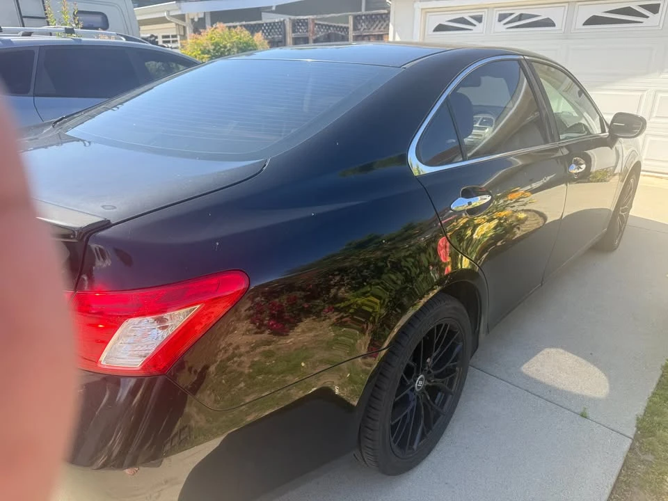 2008 Lexus ES 5th Gen - Image 2 of 4