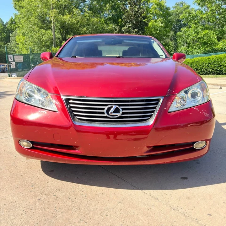 2008 Lexus ES 5th Gen - Image 2 of 12