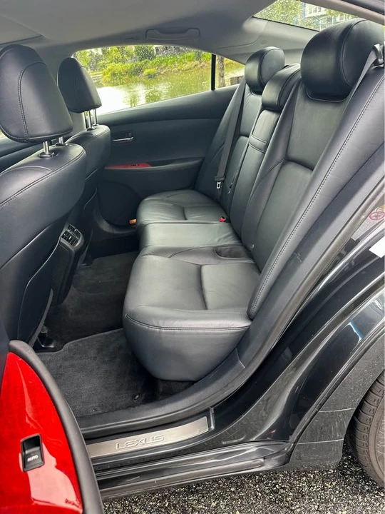 2008 Lexus ES 5th Gen - Image 14 of 21