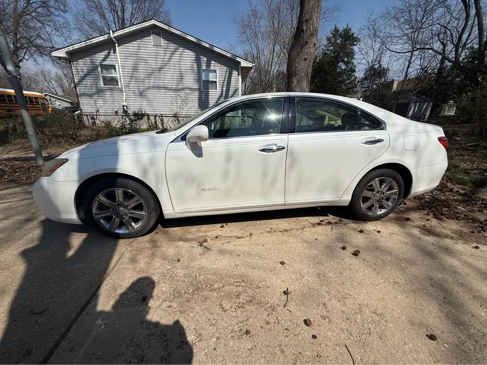 2008 Lexus ES 5th Gen - Image 3 of 19