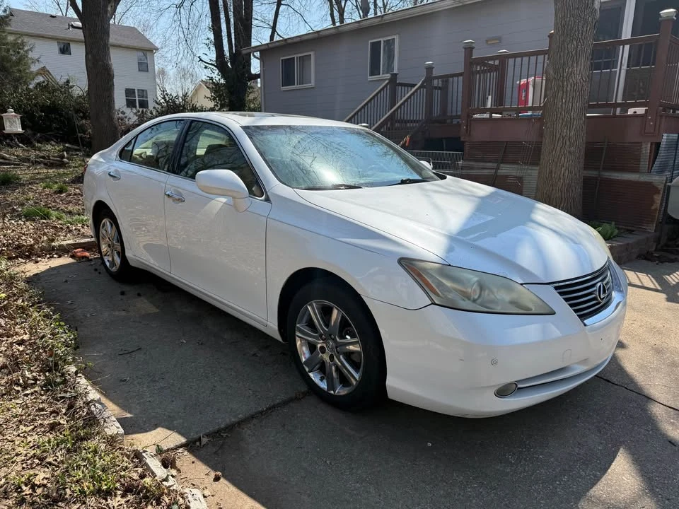 2008 Lexus ES 5th Gen - Image 8 of 19