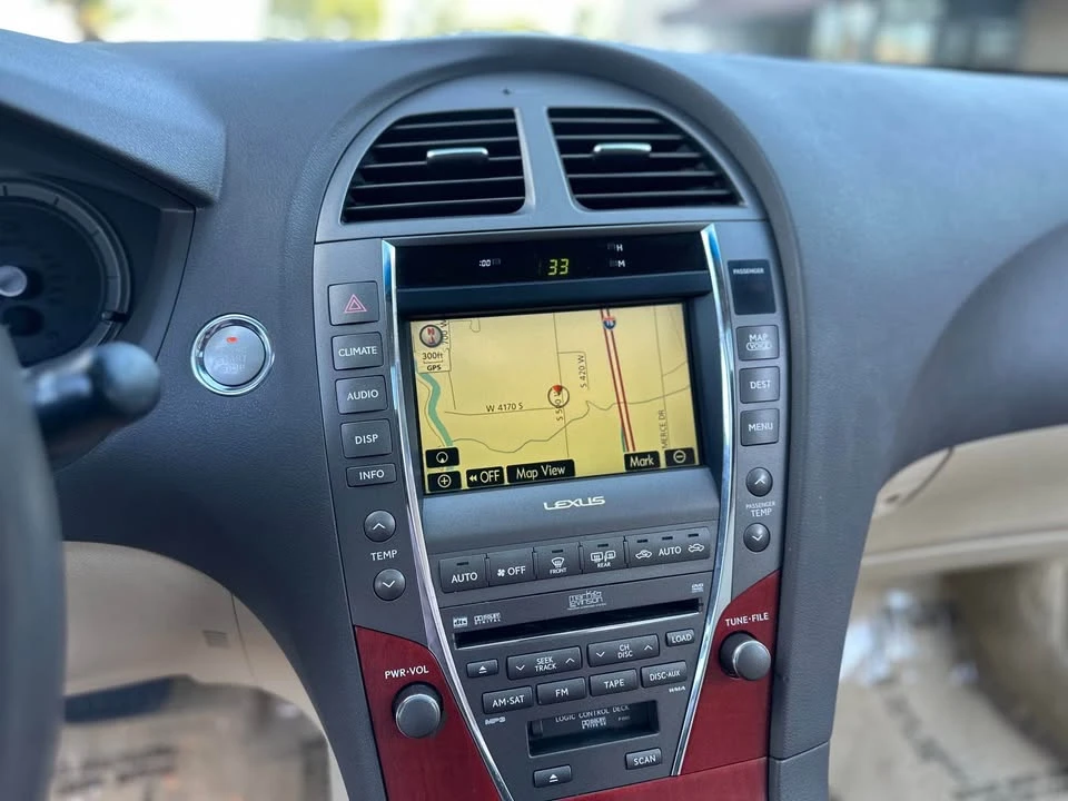 2008 Lexus ES 5th Gen - Image 13 of 14