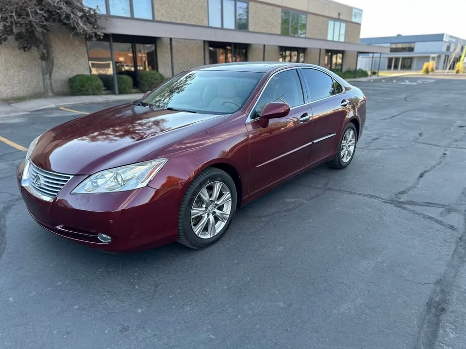 2008 Lexus ES 5th Gen - Image 2 of 14